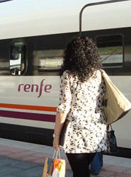 Renfe implanta nuevos abonos en la ruta a Valladolid.