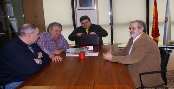 Los representantes de las federaciones gallegas de transportistas durante su encuentro en la ITSS.