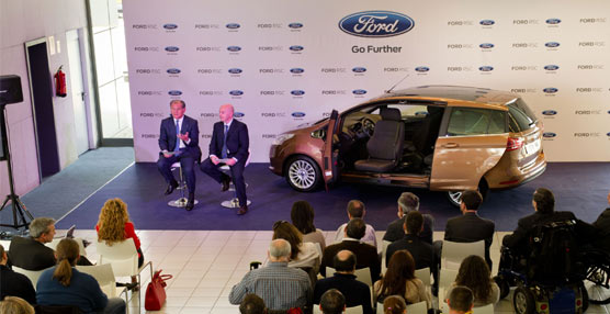 Un momento de la presentación de la nueva gama de vehículos Ford destinados a las personas con discapacidad.