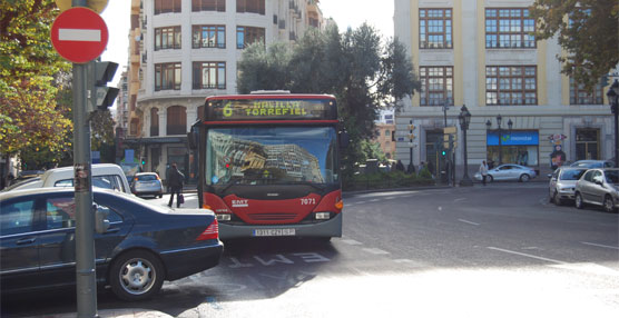Un autobús perteneciente a la flota de EMT Valencia.