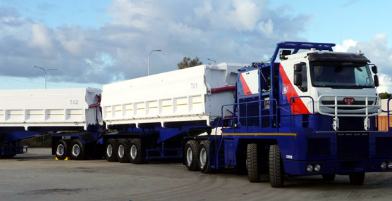 El Tractomas TR 10x10 pesa 40 toneladas sin carga y tiene 10 metros de largo, 3,5 m de ancho y 4,6 m de alto.