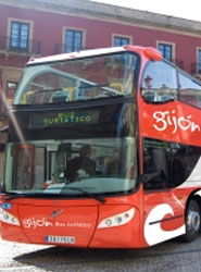 La App permite la compra de billetes de buses turísticos como el de Gijón.