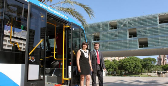 Nuevo minibus urbano que se incorpora a la flota de vehículos de transporte público de Benidorm.