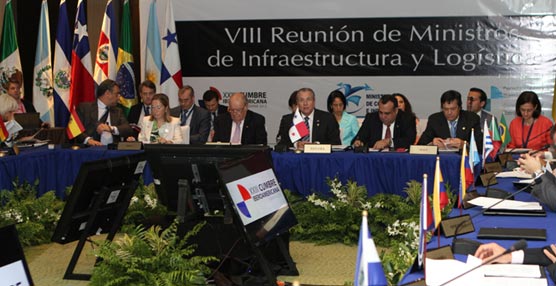 La ministra de Fomento, Ana Pastor, en la VIII Reunión de Ministros de Infraestructura y Logística.