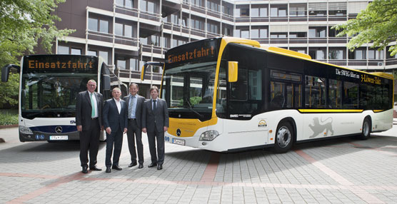 Autobuses Mercedes Euro VI que pertecen al transporte público de Alemania.
