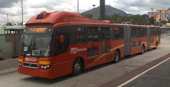 Inicia sus operaciones la nueva L5 de Metrobús en México con 19 autobuses articulados Volvo