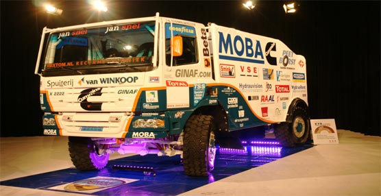 Camión preparado para la competición del Dakar.