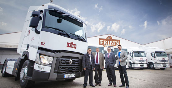 La empresa de transporte de cárnicos Fribin recibía su primer Renault Trucks T.