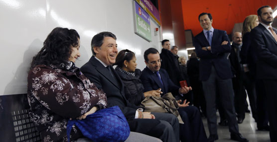 Ignacio González visita Metrosur en Móstoles y Alcorcón.