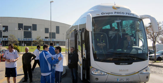 Autobuses Paco Pepe llevando a los campeones de la Copa del Rey.