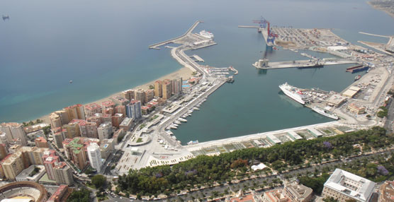Vista aérea del Puerto de Málaga.