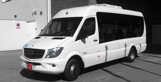 Autocares Bustelo amplía su flota con una  nueva Vega PMR de UNVI.