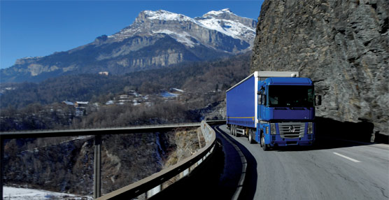 En el primer trimestre de 2014 en España se vendieron 2.226 camiones pesados (un 48% menos que en 2013). Foto Nexotrans.