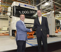 DAF Vlaanderen fabrica su cabina 1.000.000 y la entrega simb&oacute;licamente a la empresa belga Vervoer Van Dievel