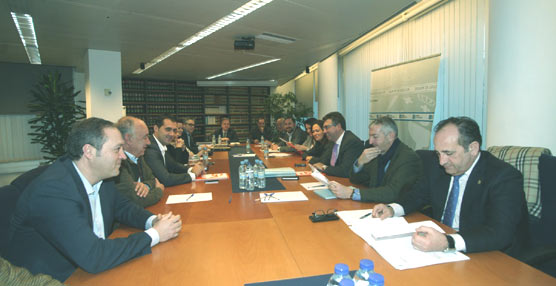 Ratificada la puesta en marcha del Plan de Transporte Metropolitano por la Xunta y 13 ayuntamientos del área de Vigo