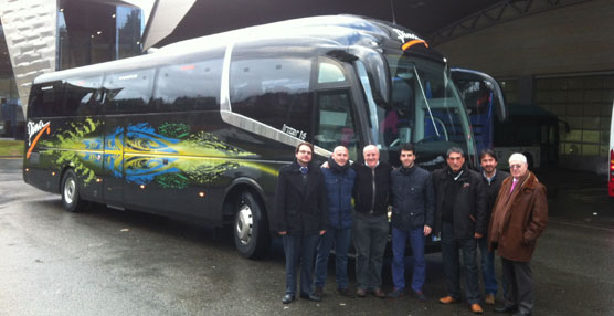 Cocentro, S.A. entrega un IVECO Eurorider C-45 a la empresa zaragozana Pina Bus