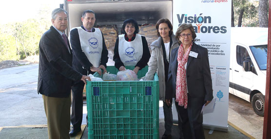 Los empleados de  ALSA han recogido y hecho entrega de 14 toneladas de alimentos a los Bancos de Alimentos.