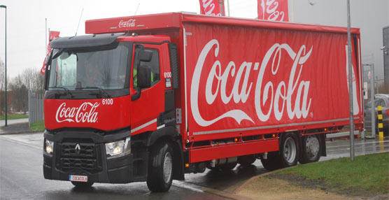 Coca-Cola B&eacute;lgica recibe su veh&iacute;culo Renault Trucks n&uacute;mero 100 destinado a la distribuci&oacute;n regional pesada