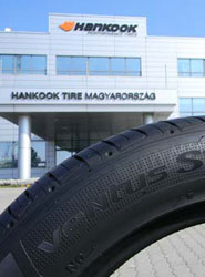 Hankook Tire suministrará neumáticos de altas prestaciones como Equipo Original para el nuevo Porsche Macan.