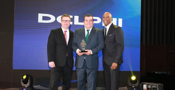 Marcotran ha recibido el premio “Above and Beyond 2014” otorgado por Delphi Automotive PLC.