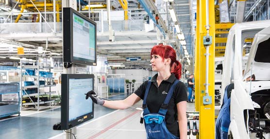Producción inteligente en la planta de Ludwingsfelde de Mercedes-Benz centrada en las nuevas tecnologías