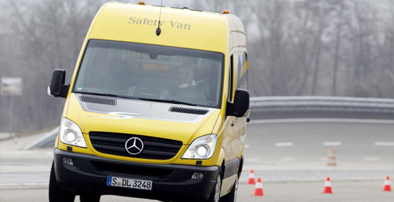 Mercedes-Benz prueba la seguridad de sus furgonetas para asegurar su calidad en todas las circunstancias