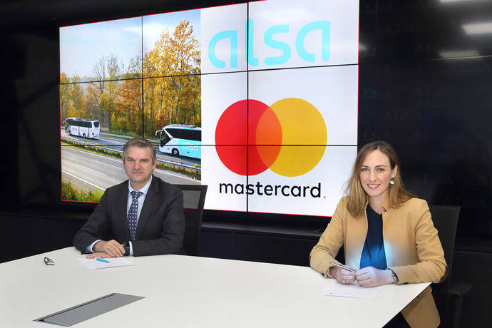Mastercard y Alsa se alían para digitalizar los medios de pago en el transporte público