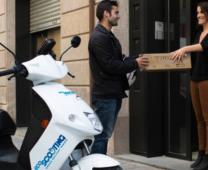 Desde octubre de 2015 la compañía funciona en Madrid, y posee actualmente una flota de 60 motos eléctricas.