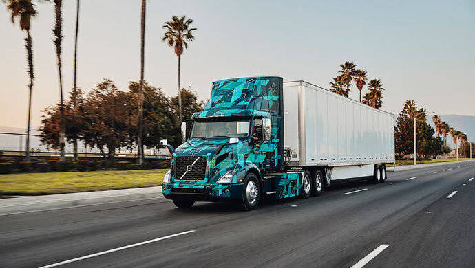 Volvo Trucks muestra sus vehículos pesados eléctricos en Norteamérica