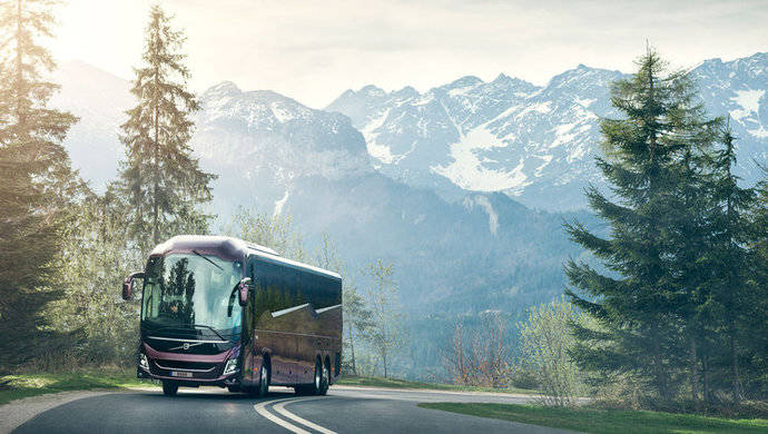 Volvo lanza nueva plataforma para autocares de larga distancia