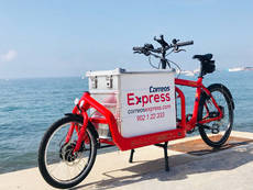 Una de las diez bicicletas de Correos Express.