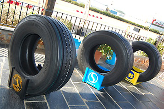 Las tres marcas de neumáticos del Grupo Continental: Continental, Semperit y Barum.