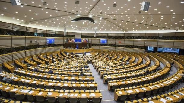 La UE recomienda un régimen sancionador contra las morosas