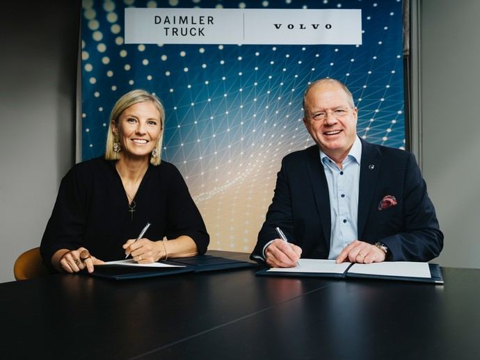 Daimler y Volvo crearán una plataforma de vehículos comerciales definidos por software