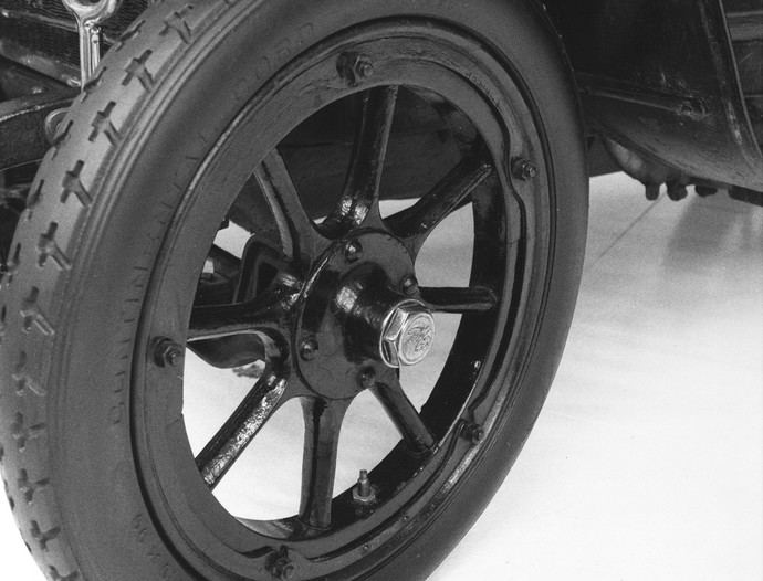 Excelencia en el desarrollo de neumáticos: 150 años de Continental