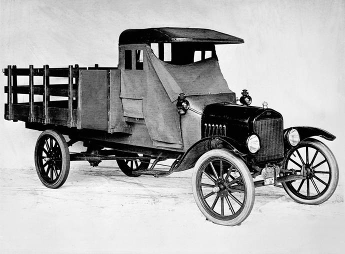 Ford celebra el centenario del modelo TT, precursor de sus actuales comerciales