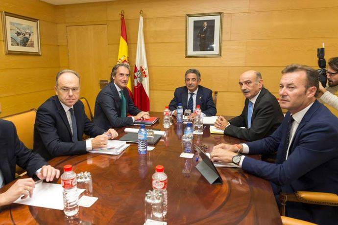 Cantabria espera recibir los 300 millones prometidos por Fomento