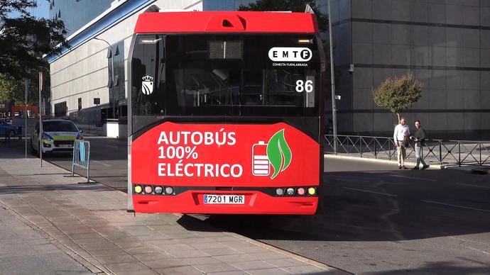 Fuenlabrada presenta cuatro autobuses eléctricos para su servicio regular