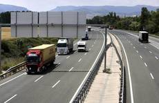 El derrumbe del puente Moranti en Génova obliga al desvío de los 9000 transportistas españoles