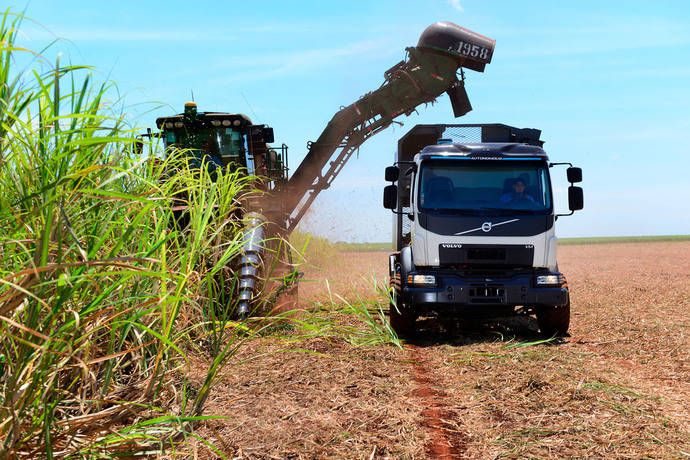 Volvo Trucks prueba un camión con dirección autónoma en Brasil