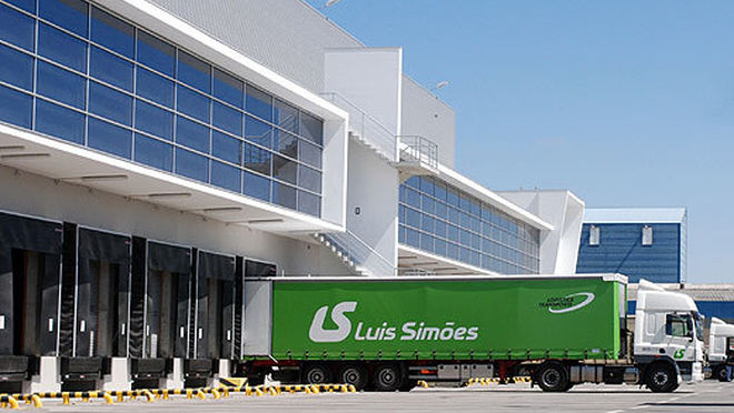 Un plataforma logística de Luis Simões.