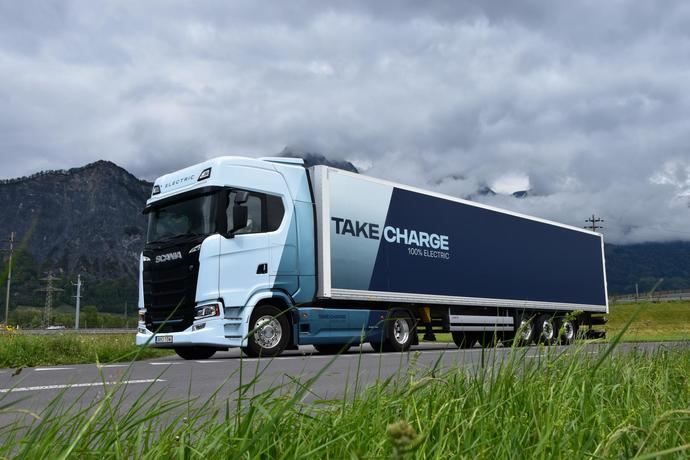Scania presenta dos de sus modelos a la prueba de conducción de Transpotec