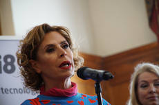 Ágatha Ruiz de la Prada durante su intervención.