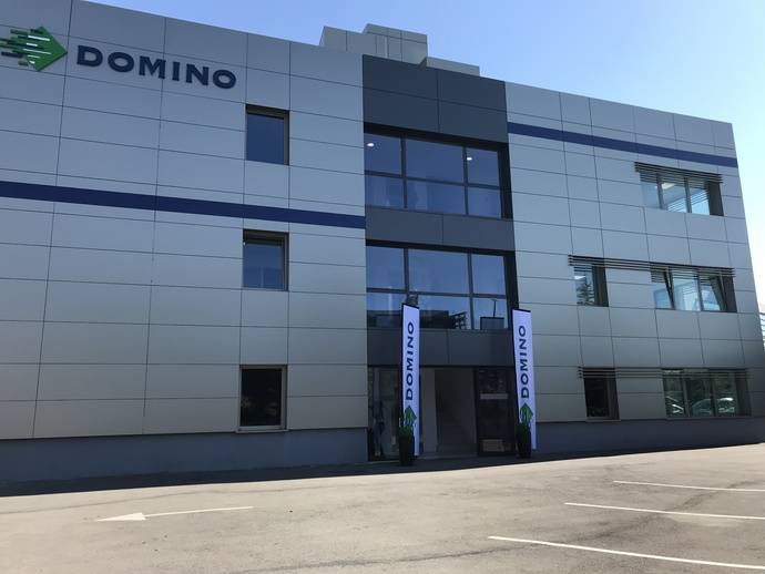 Fachada de la nueva sede de Domino España.