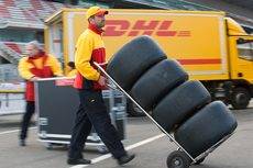 La compañía DHL hace entregas para la Fórmula 1 en España