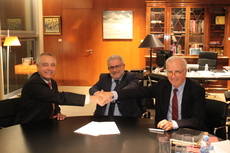 Firma del convenio CZFB y la Escuela Europea del Transporte Intermodal.