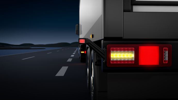 Hella lanza un nuevo trasero full-LED para camión y tráiler
