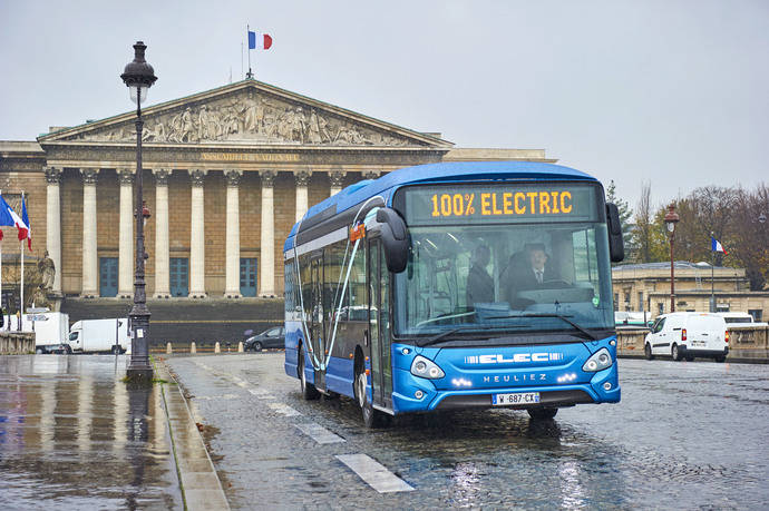 CNH Industrial muestra y prueba en Francia su nuevo autobús 100% eléctrico