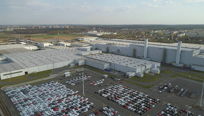 PSA producirá sus vehículos comerciales grandes en Gliwice, hasta finales de 2021