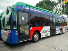Uno de los vehículos que prestarán servicio en Kuala Lumpur con puertas Masats